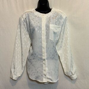 D-157 Honors Vintage Cream Long Sleeve Button‎ Down Blouse Size L